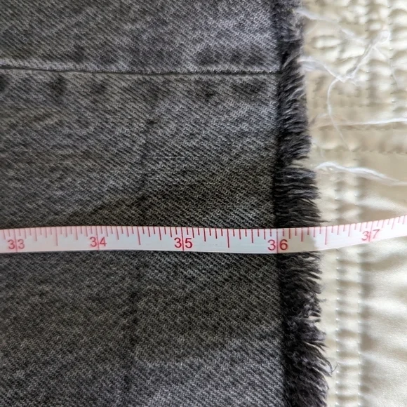 ZARA Dark Grey Boyfriend Fit Raw Hems High Rise Casual Button Fly Jeans Size 24 - Picture 11 of 12